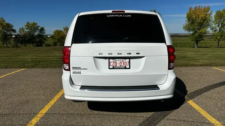 Dodge Grand Caravan 2018 photo 3