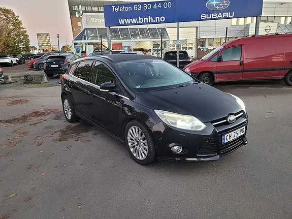 Ford Focus 2011 photo 2