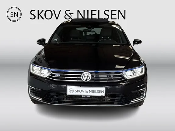 Volkswagen Passat 2018 photo 4