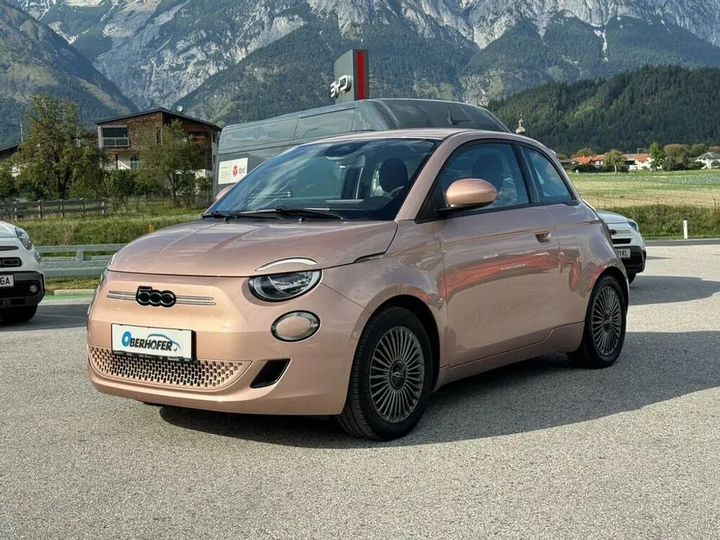 Fiat 500E 2022 photo 2