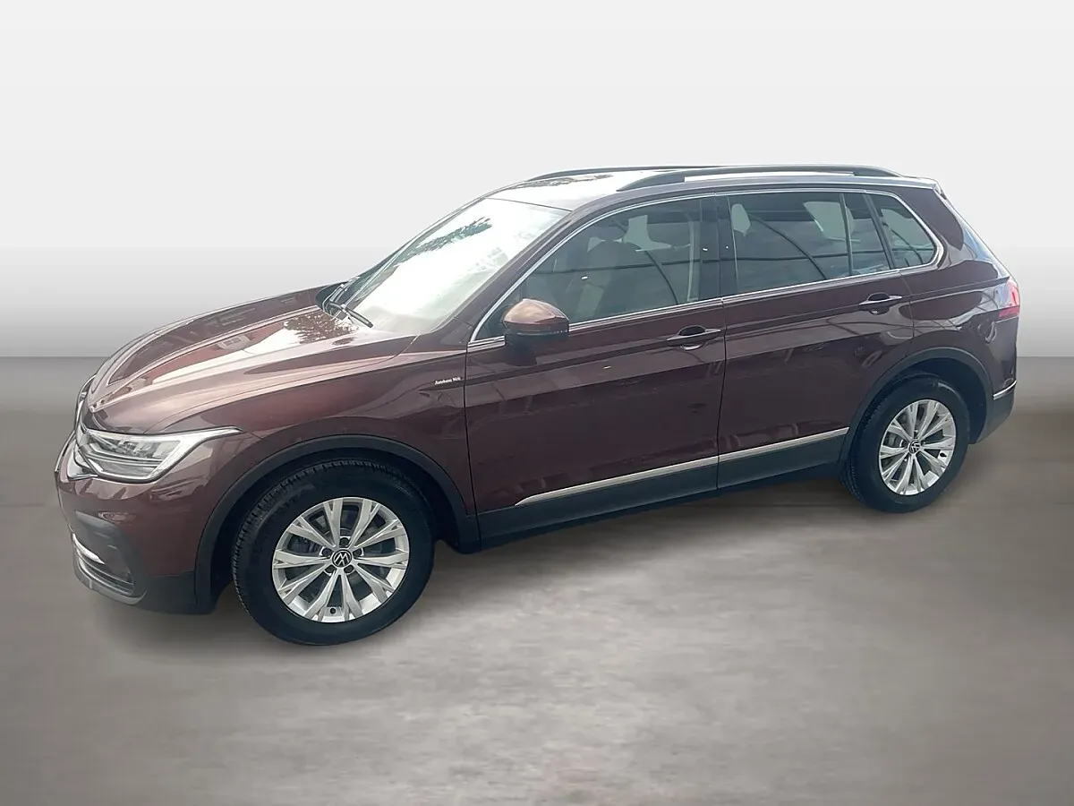Volkswagen Tiguan 2021 photo 2