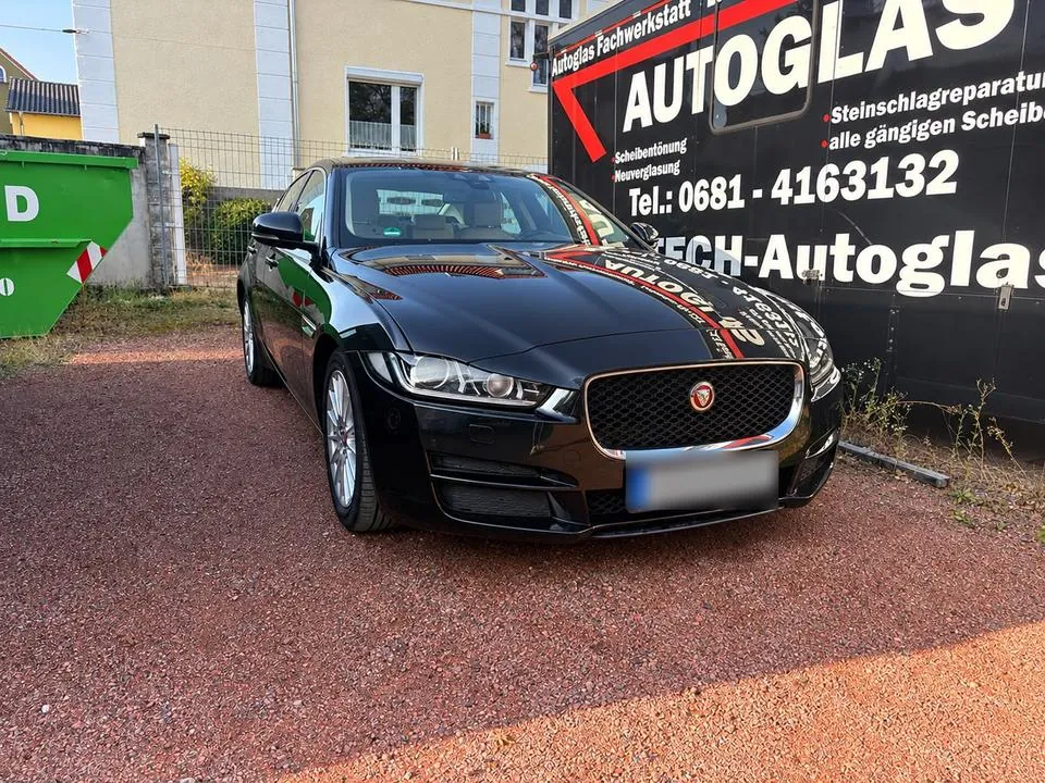 Jaguar Xe