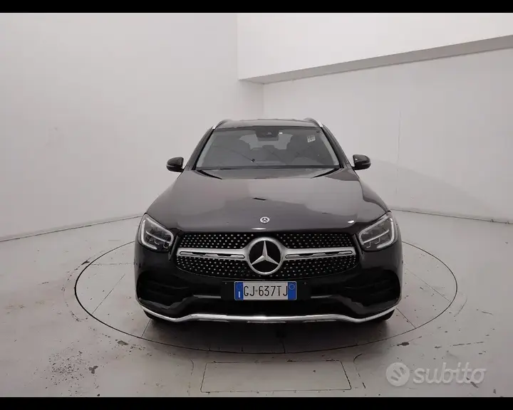Mercedes-Benz Glc 2022 photo 2