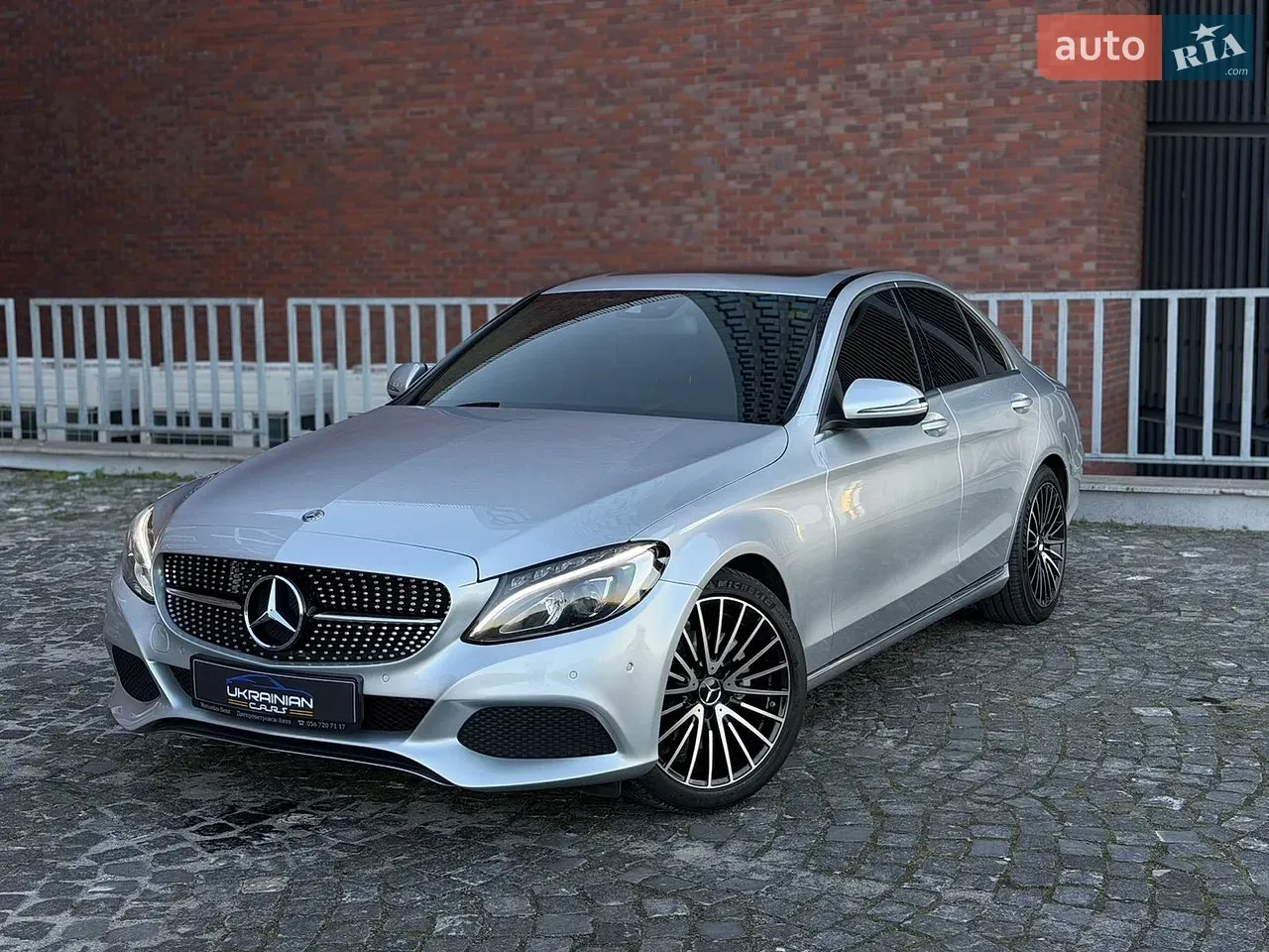 Mercedes-Benz C-Class 2018 photo 2