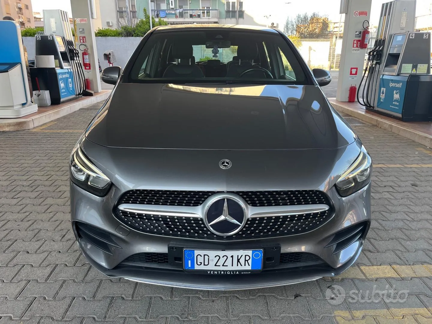 Mercedes-Benz B 200 D