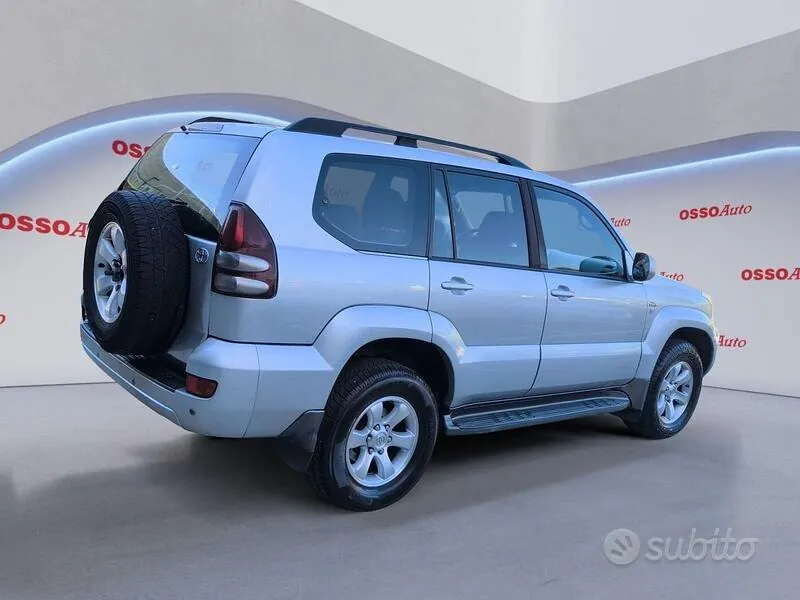 Toyota Land Cruiser 2006 photo 3