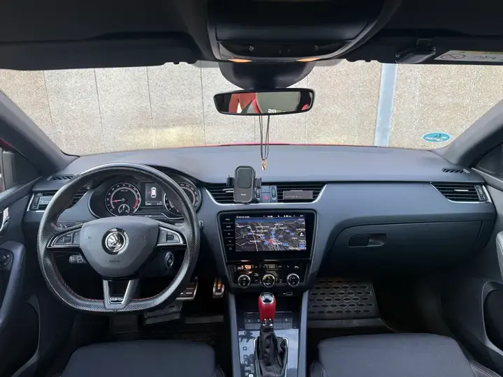 Skoda Octavia Rs 2018 photo 3