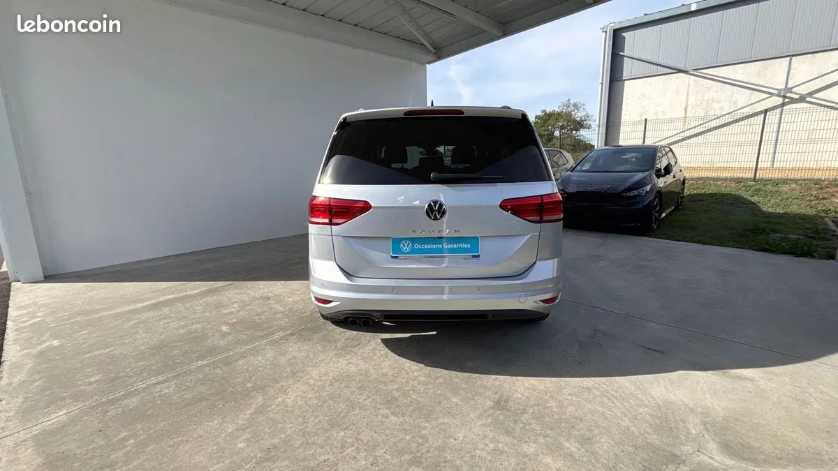 Volkswagen Touran 2023 photo 3