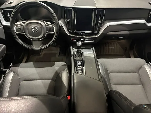 Volvo Xc60 2019 photo 5