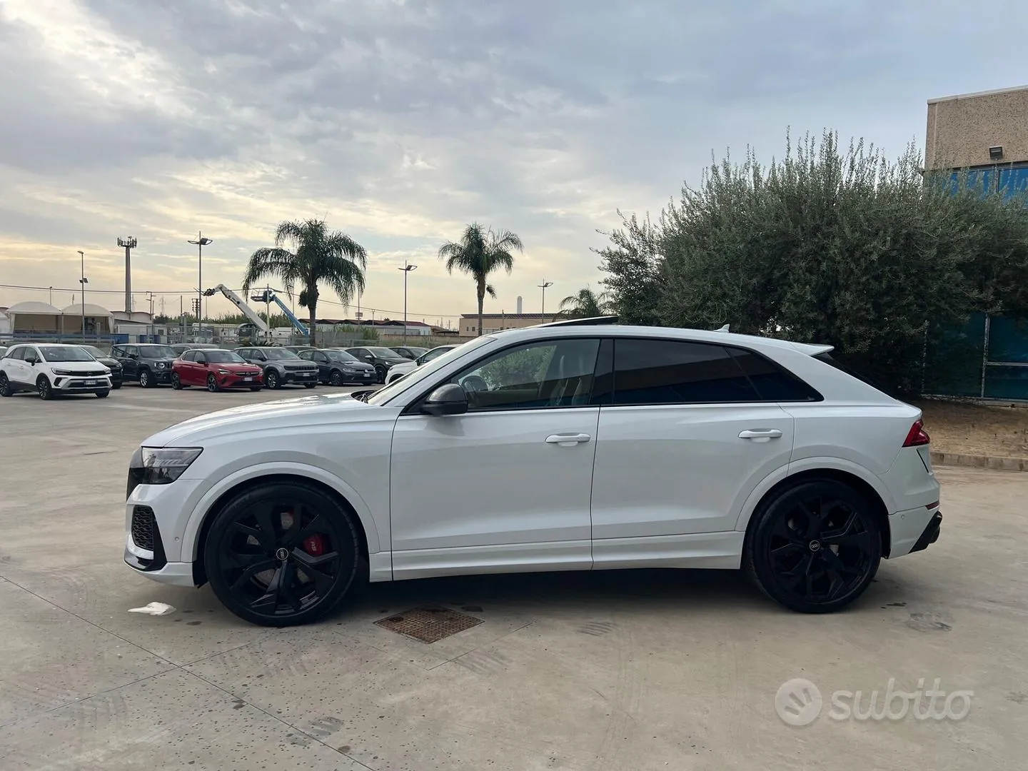 Audi Rsq8 2023 photo 2