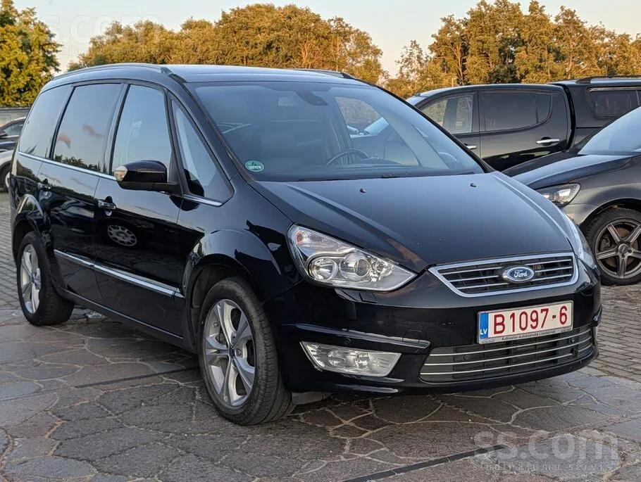 Ford Galaxy 2011 photo 2