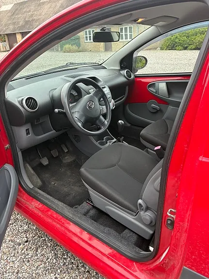 Toyota Aygo 2008 photo 2