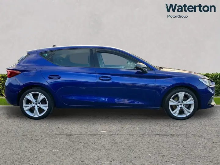 Seat Leon 2020 photo 2