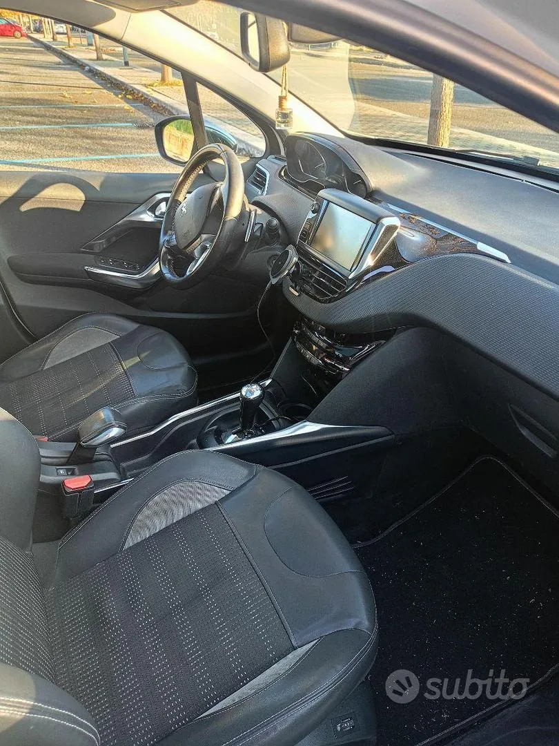 Peugeot 2008 2014 photo 3