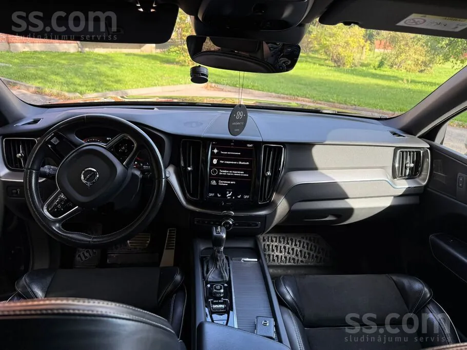 Volvo Xc60 2017 photo 5