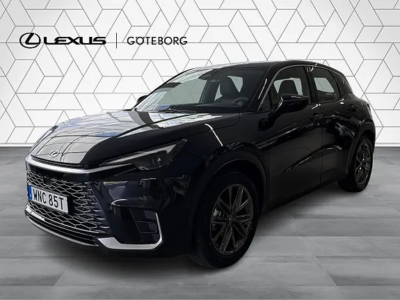 Lexus Lbx