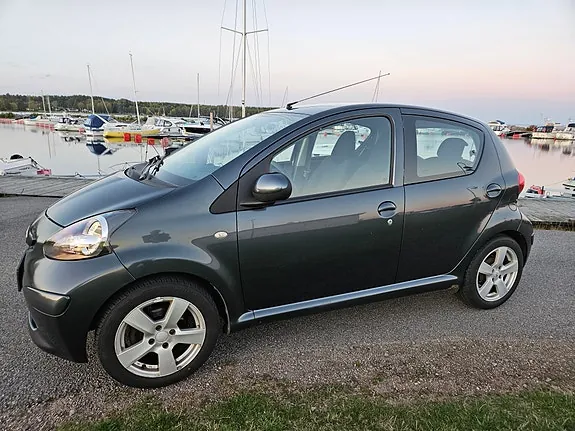 Toyota Aygo 2008 photo 4