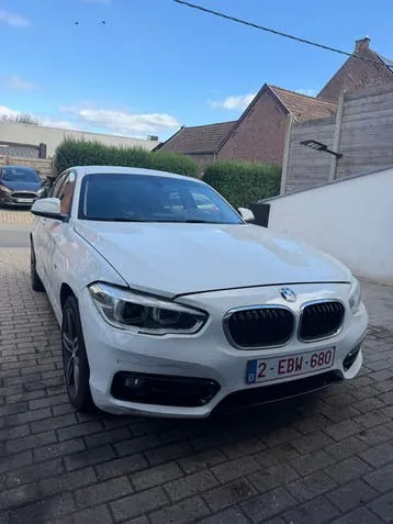 BMW 118I