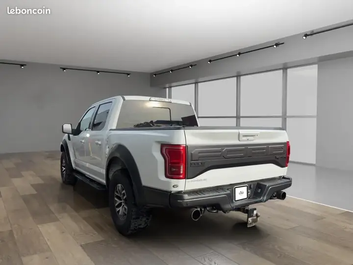 Ford Raptor 2017 photo 3