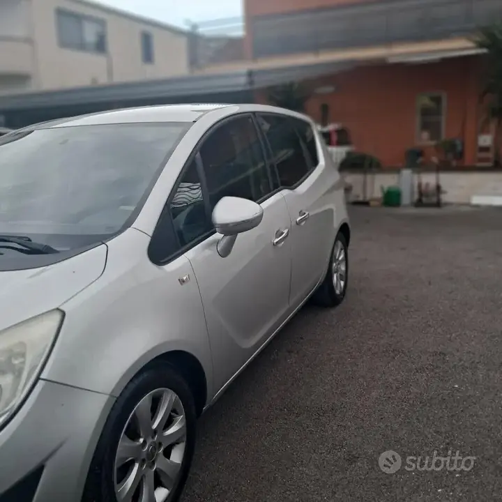 Opel Meriva 2011 photo 3