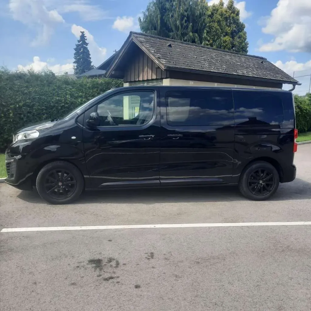 Peugeot Traveller 2018 photo 3