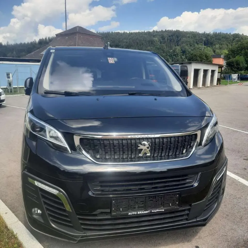 Peugeot Traveller