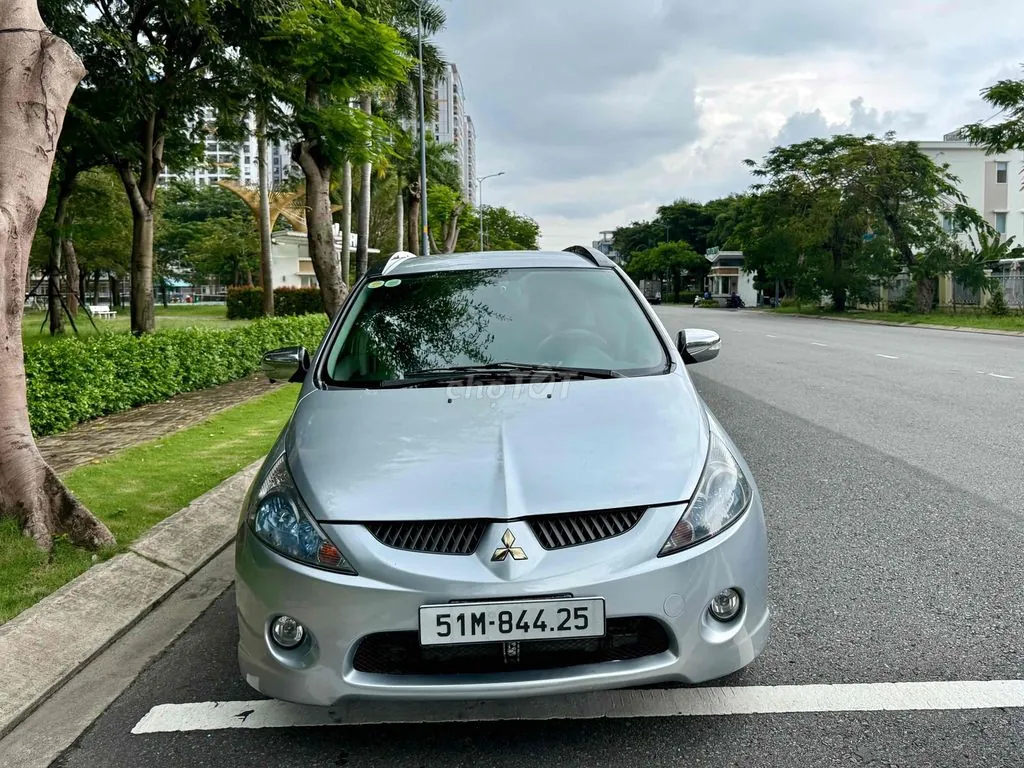 Mitsubishi Grandis