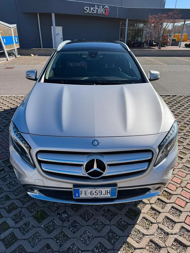 Mercedes-Benz Gla 2016 photo 2