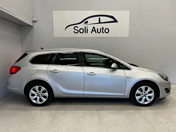 Opel Astra 2015 photo 4