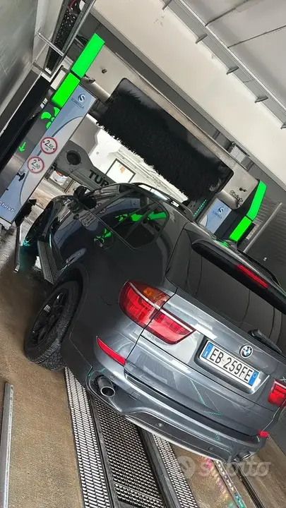 BMW X5 2010 photo 3