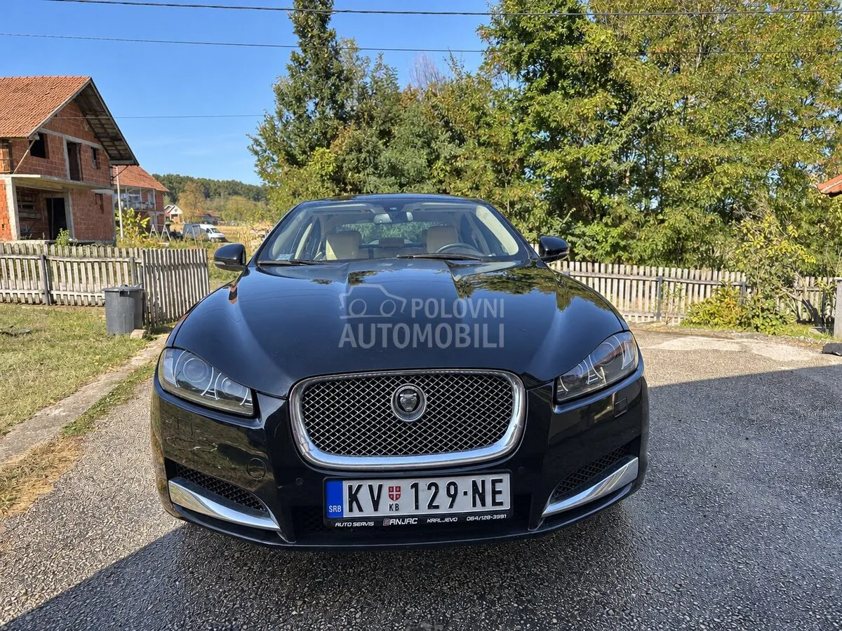 Jaguar Xf