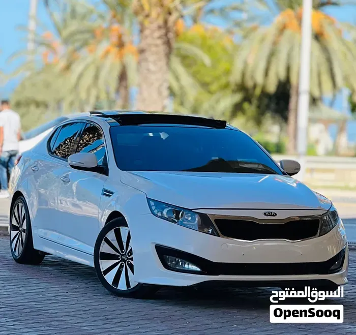 Kia K5 2012 photo 4