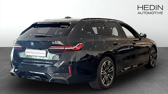 BMW 530E 2026 photo 2