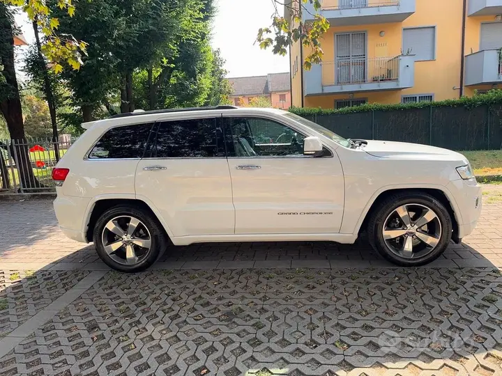 Jeep Grand Cherokee 2015 photo 4
