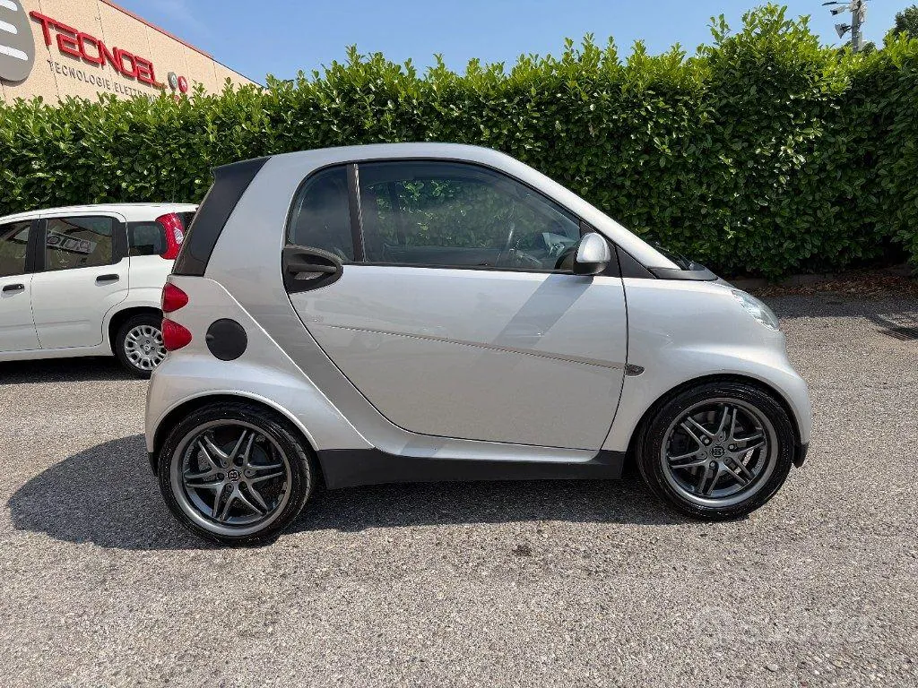 Smart Fortwo 2008 photo 4