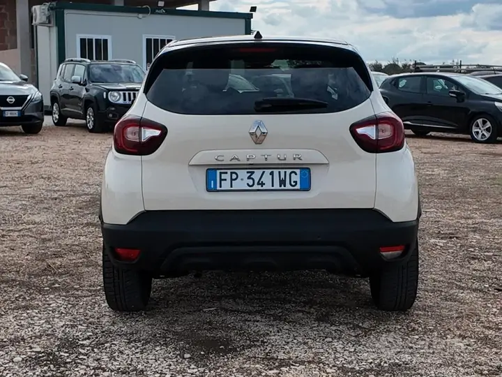 Renault Captur 2018 photo 4