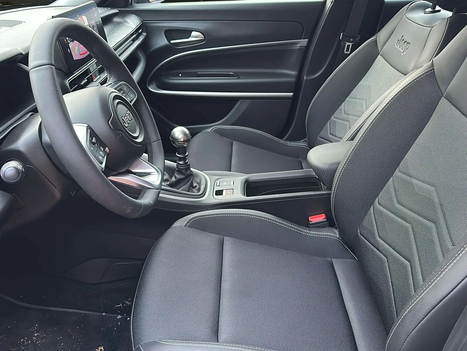 Jeep Avenger 2025 photo 3