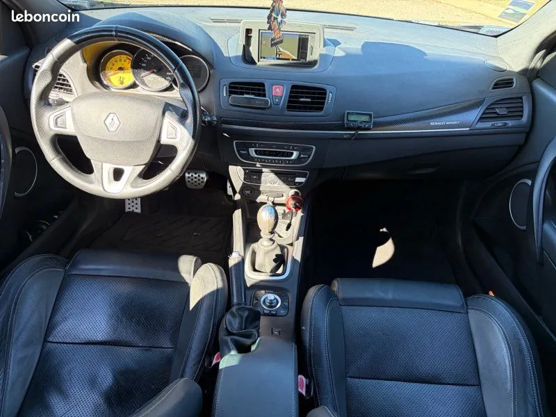 Renault Megane 2011 photo 3