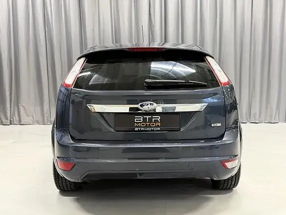Ford Focus 2010 photo 4