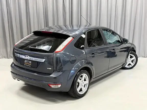 Ford Focus 2010 photo 5