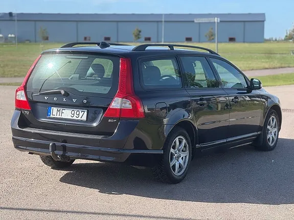 Volvo V70 2009 photo 4