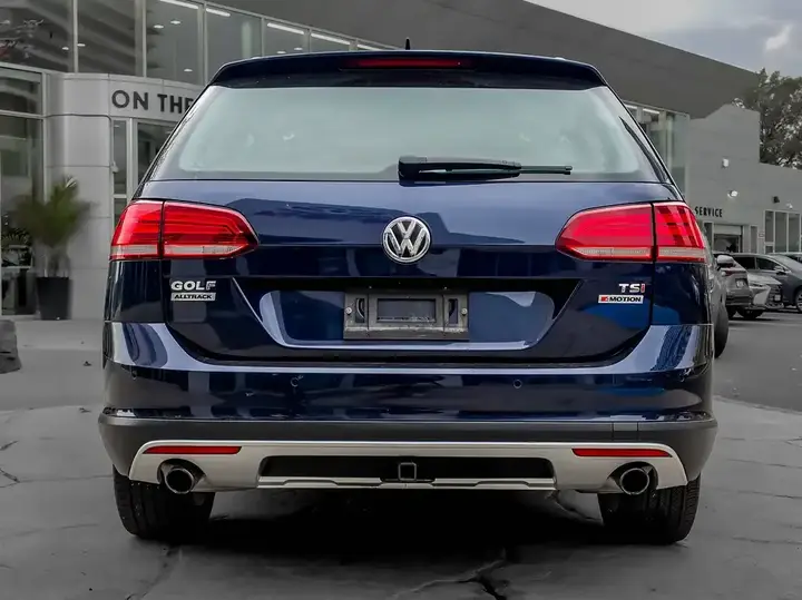 Volkswagen Golf 2018 photo 4