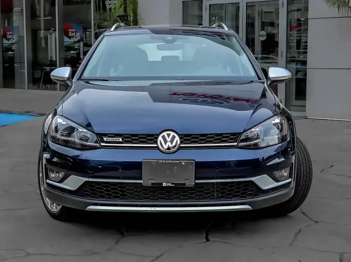 Volkswagen Golf 2018 photo 5