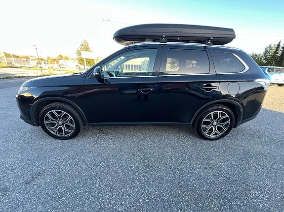 Mitsubishi Outlander 2014 photo 2
