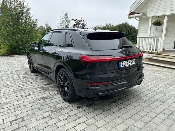 Audi E-Tron 2022 photo 4