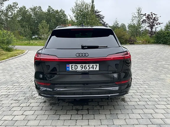 Audi E-Tron 2022 photo 5