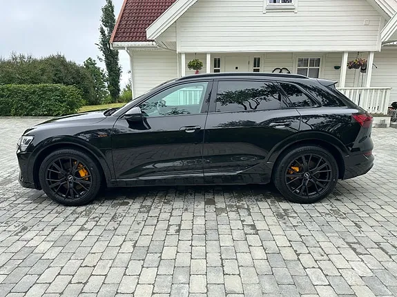 Audi E-Tron 2022 photo 3
