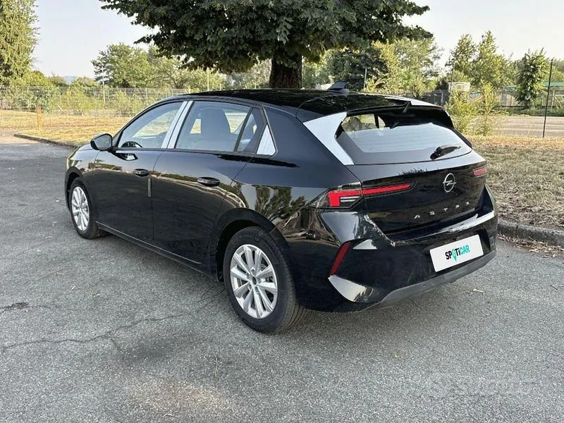 Opel Astra 2024 photo 3