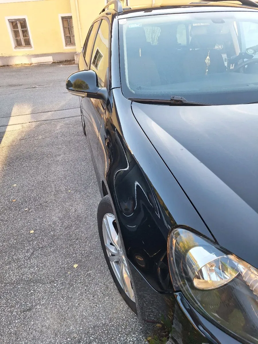 Volkswagen Golf 2012 photo 2
