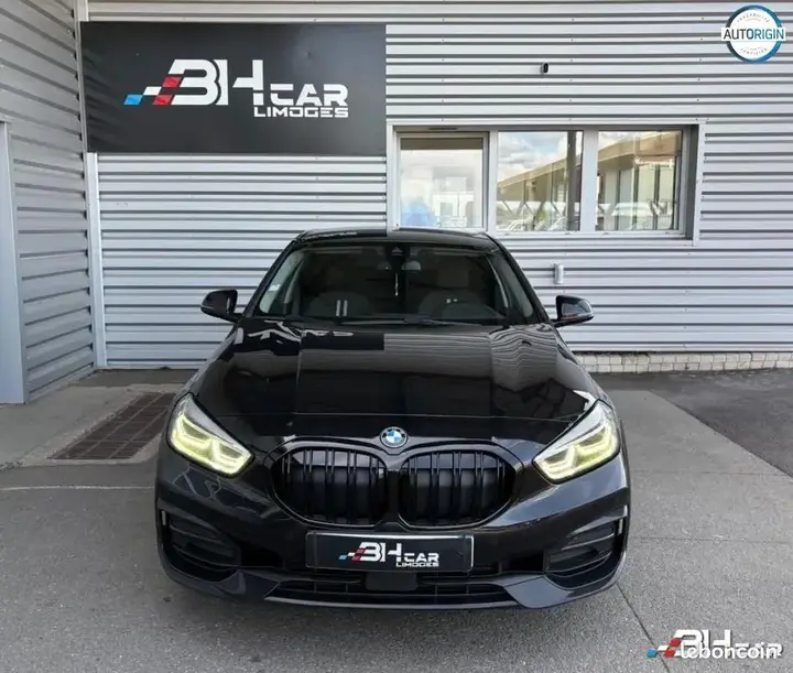 BMW 1 Series 2022 photo 3